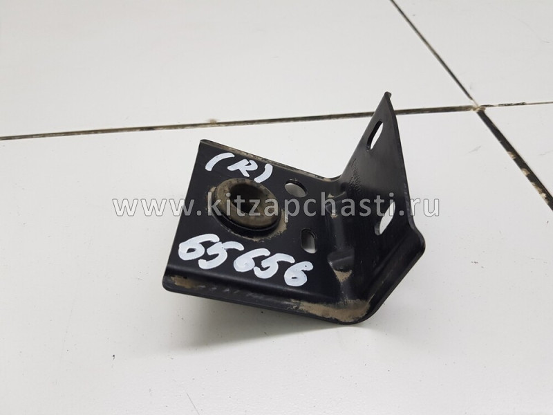 Кронштейн крепления нижний правый радиатора Chery Tiggo 7L 501001902AA