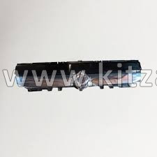 Передняя центральная панель кабины под значком капот Dong Feng C80 5302040-G07102B
